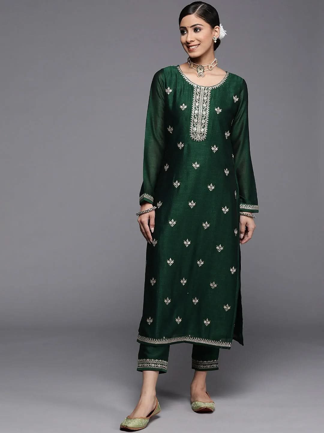 GreenYokeDesignSilkKurta-Libas.jpg Green Yoke Design Silk Kurta - Image 1